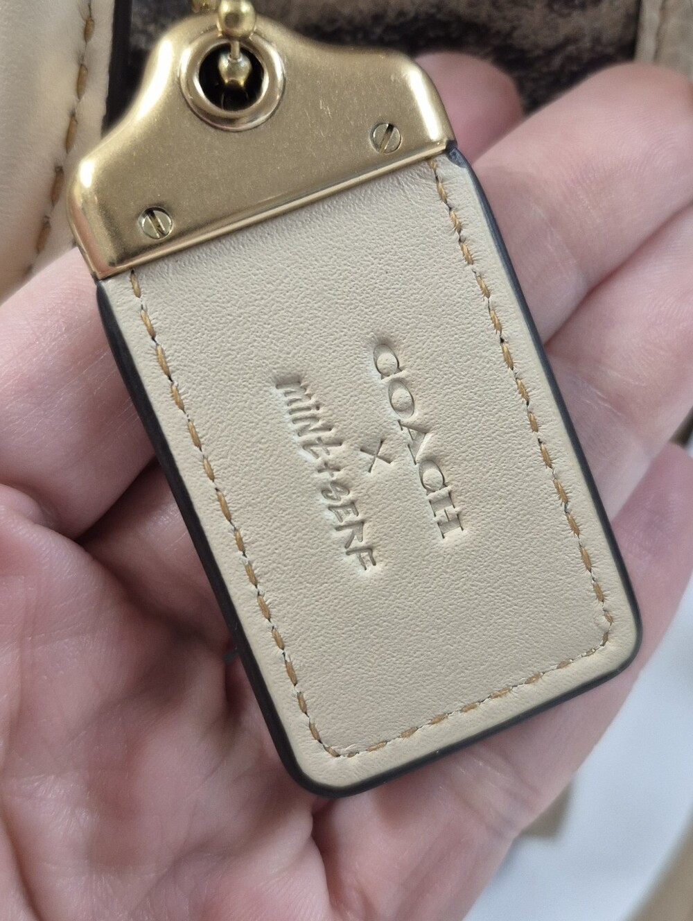 バッグ coach grunge shoulder bag beige silver Coach X Mint & Serf Ivory/Multi Graffiti Rogue 25 Cd7… - Gem